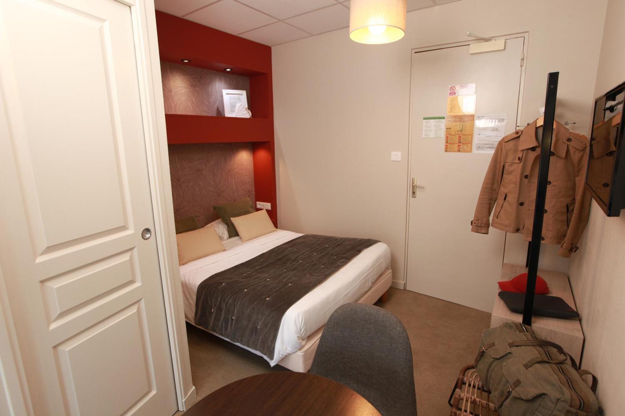 Cit'Hotel Les Alizes Дінар Екстер'єр фото