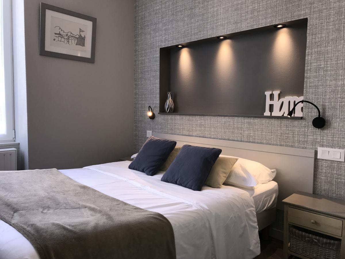 Cit'Hotel Les Alizes Дінар Екстер'єр фото